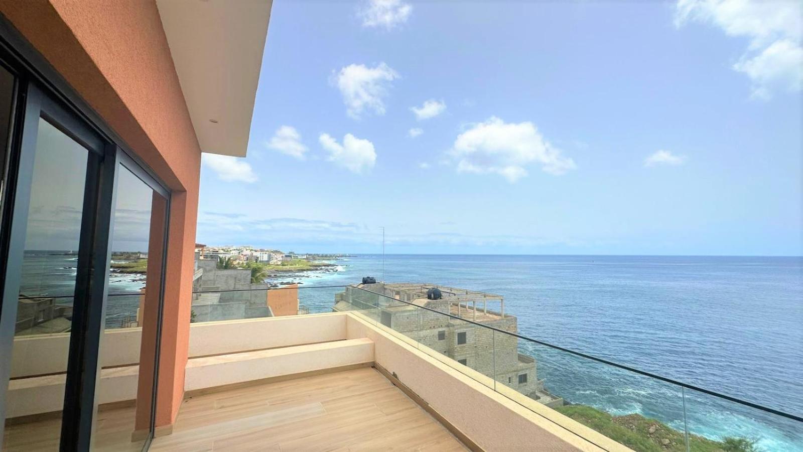Ocean Mirror Apartment Praia Eksteriør bilde